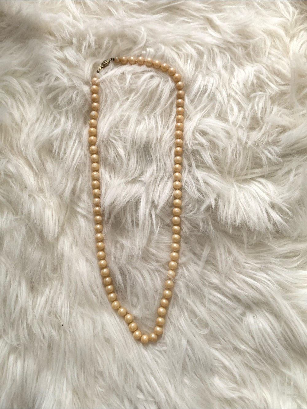 Vintage Tan/Beige Pearl Strand Necklace